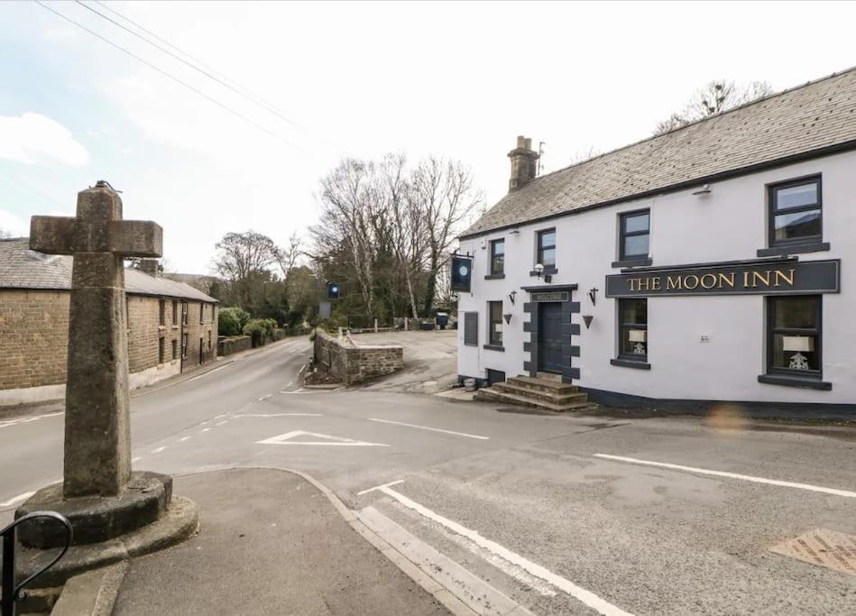 Babbling Brook Cottage Stony Middleton Exteriör bild